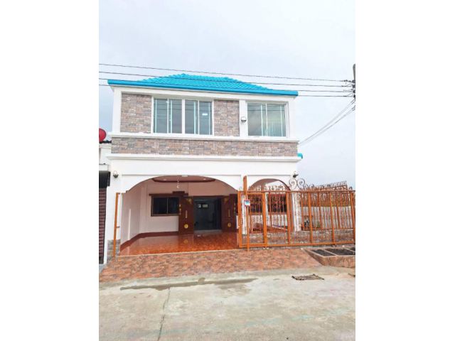 ขายบ้าน หมู่บ้านธันยพฤกษ์ ซอยผดุงพันธ์ 11 หนองจอก  บ้านสวยพร้อมอยู่