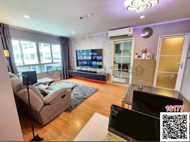 เช่า คอนโด ลุมพินี วิลล์ รามคำแหง  2 ห้องนอน ตึก B วิวสระน้ำ