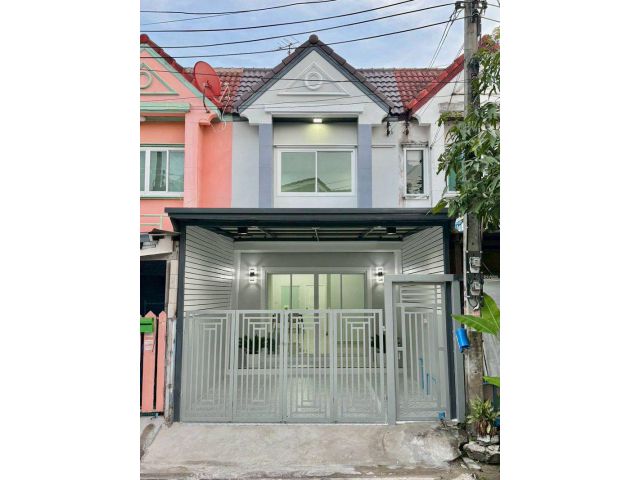 ขายทาวน์เฮ้าส์ 2 ชั้น หมู่บ้านเต็มรัก ซอย 21 เนื้อที่ 16 ตารางวา 2 ห้องนอน ตำบลบางคูรัด อำเภอบางบัวทอง จังหวัดนนทบุรี