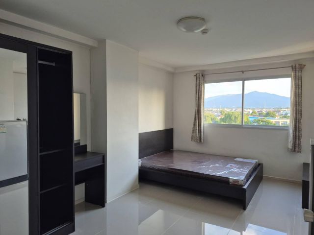 ให้เช่าคอนโด LPN ชลบุรี (สุขุมวิท) แอร์ ตู้เย็น เครื่องทำน้ำอุ่น พร้อมเฟอร์ฯ Tel. 099-2298996