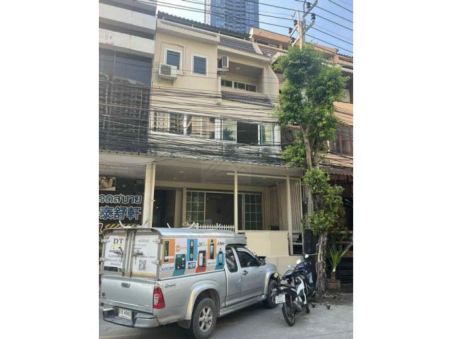 ให้เช่าโฮมออฟฟิศ 4 ชั้น 360 ตรม.พระราม 9 ซอย 7 ใกล้ MRT พระราม 9