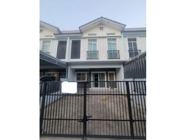 ให้เช่าทาวน์โฮม อินดี้ บางนา–รามคำแหง 2 ขนาด 27.3 ตารางวา 3 ห้องนอน แขวงดอกไม้ เขตประเวศ กรุงเทพมหานคร