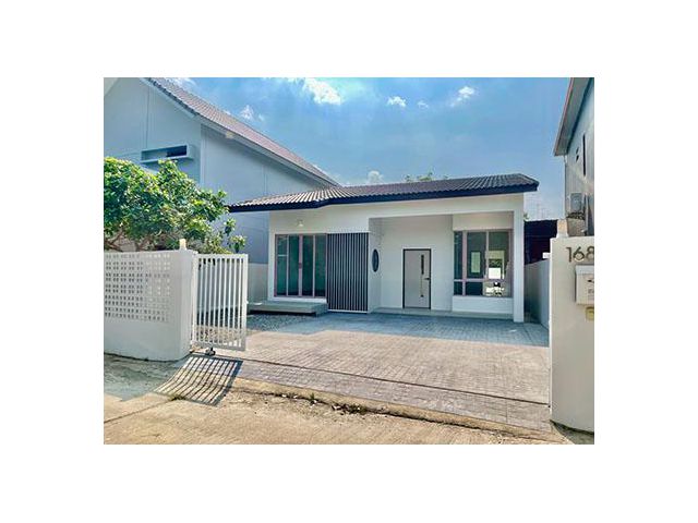 ขาย บ้านชั้นเดียวสไตล์มินิมอล