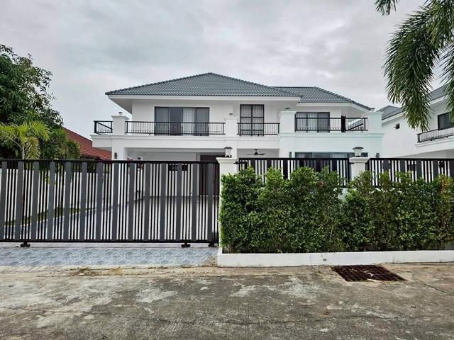 ขายวิลล่าใหม่ในพัทยา  ในหมู่บ้านฮิลล์วิววิลล่า