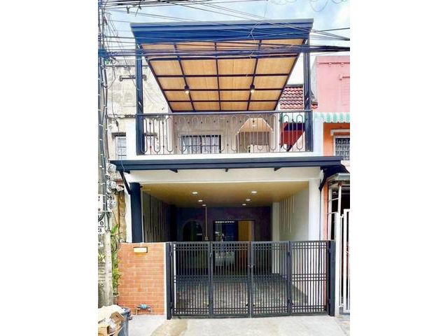 ขายทาวน์เฮ้าส์ บ้านปรีชา 11