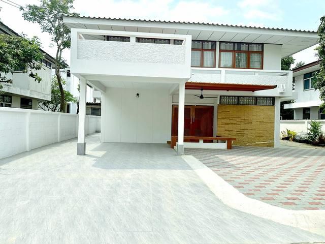 MRT สวนหลวง ร.9  80 ตร.วา วชิรธรรมสาธิต53-59 4นอน  สุขุมวิท101/1