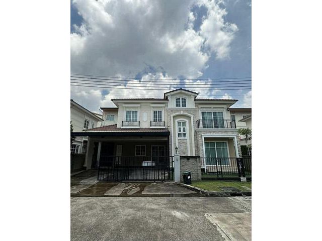 4 ห้องนอน 4 ห้องน้ำ แกรนดิโอ ลาดพร้าว-เกษตรนวมินทร์ ถนนเมน