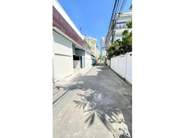 เช่าโกดัง พร้อมออฟฟิศ 400ตร.ม.ไอคอนสยาม 500ม. BTSเจริญนคร 450 ม.