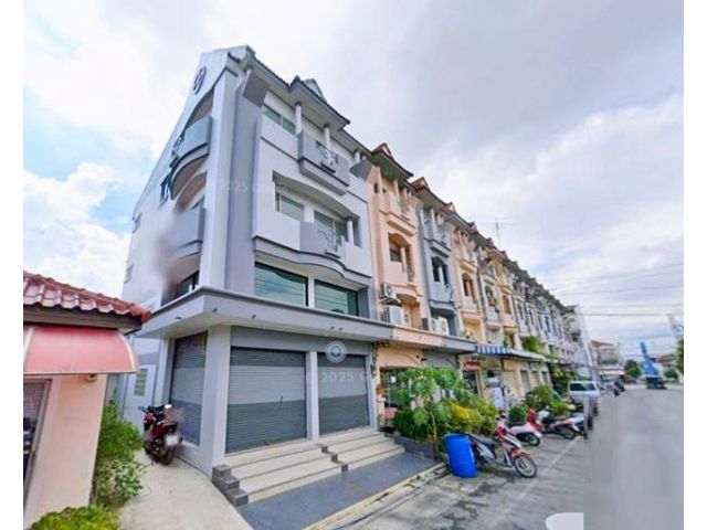 ลาดกระบัง รร.ร่วมฤดี 490ต2 คูหา 3ชั้น บิ๊กซี เคหะร่มเกล้า 500 ม.