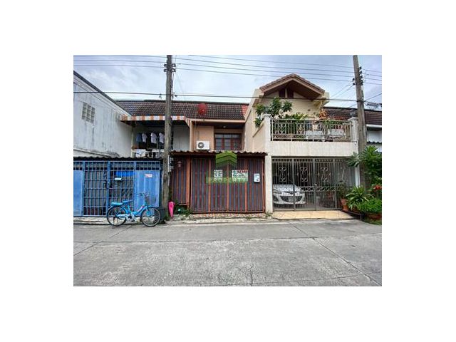 ขายทาวน์เฮ้าส์ ติดBTS ปู่เจ้า หมู่บ้านรินทร์ทอง สุขุมวิท115 เนื้อที่ 18.60 ตร.ว ต่อเติมเต็ม ราคาดี