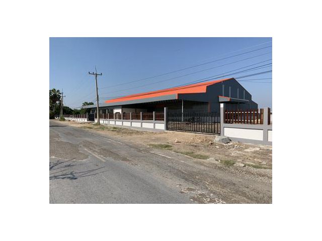 ขายโกดังจัดเก็บสินค้าด่วนๆๆขายที่ดินพร้อมโกดัง โชว์รูมสินค้าสร้างใหม่ลดราคาขายถูกๆพื้นที่ 7 ไร่ 1