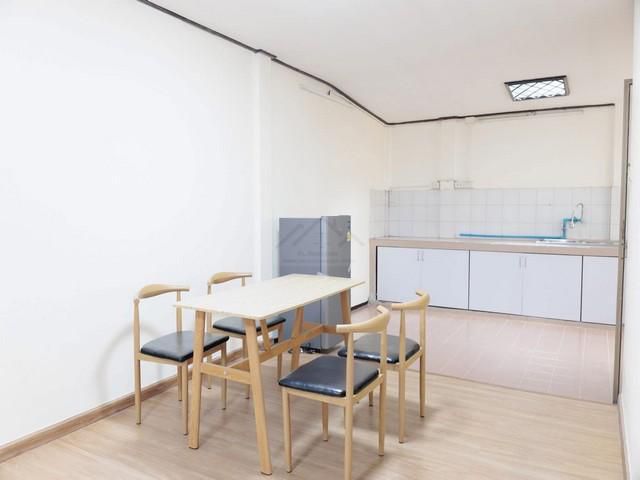 P1771 ให้เช่าทาวน์โฮม 2 ชั้น ซอยประชาราษฎร์บำเพ็ญ 20 ห้วยขวาง