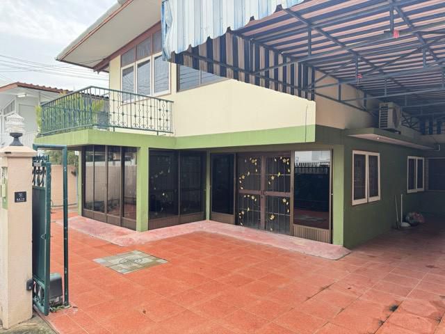 ให้เช่าบ้านเดี่ยว 2 ชั้น Home Office ซอยลาดพร้าว 64 เข้าออกได้หลายทางสุทธิสาร ร่มรื่นเป็นส่วนตัว เหมาะอยู่อาศัย