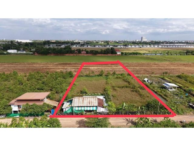 ด่วน ที่ดิน ! ปทุมธานี ไร่ละ 2.5 ล้าน / ขายรวม 7.5 ล้าน - เนื้อที่ 3 ไร่ 25 ตารางวา !