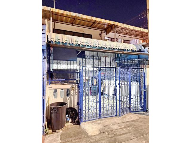 ทาวน์เฮ้าส์ 2ชั้น 16ตร กำนันแม้น24-32  กัลปพฤกษ์ BTS วุฒากาศ 4กม.