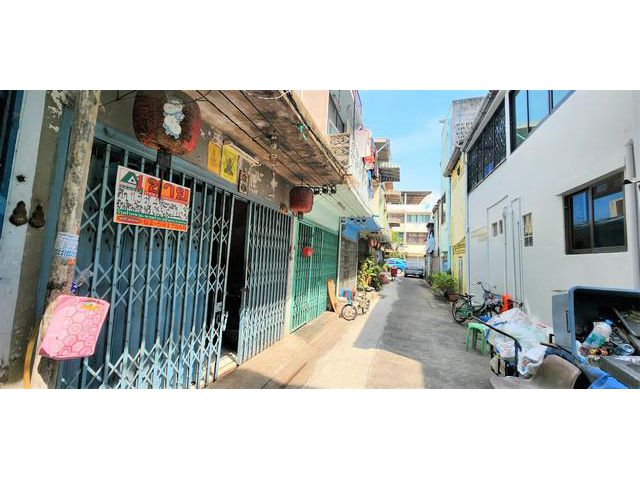 อาคารพาณิชย์ ซอยเจริญกรุง 109 แยก 8 ถนนเจริญกรุง ซอยเจริญกรุง109