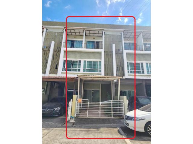 ใกล้รถไฟฟ้า เตรียมอุดมศึกษาน้อม 475 ม.MRT สัมมากร เพียง 700 ม.