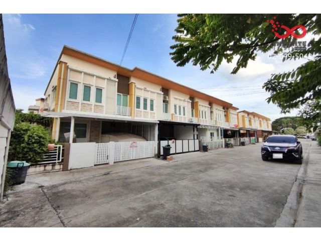 ขายทาวน์โฮม 2ชั้น 26ตรว.โกลเด้น ทาวน์ 2 อ่อนนุช-ลาดกระบัง หลังริม