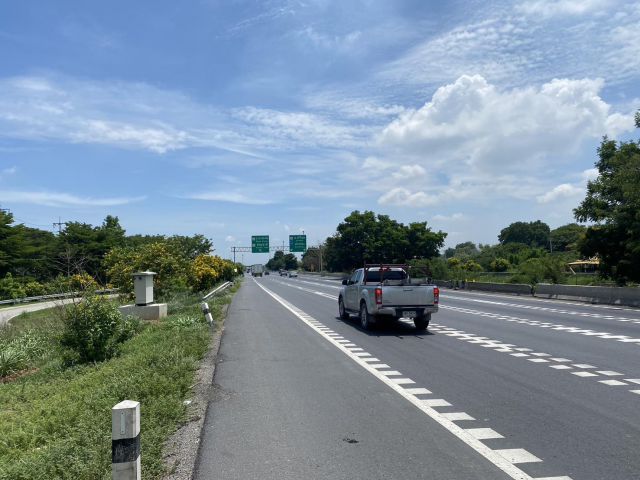 ขาย 3,800,000 บาท ที่ดิน 1 ไร่ครึ่ง ติดถนนสายเอเชีย บางปะหัน อยุธยา  098 7755 808