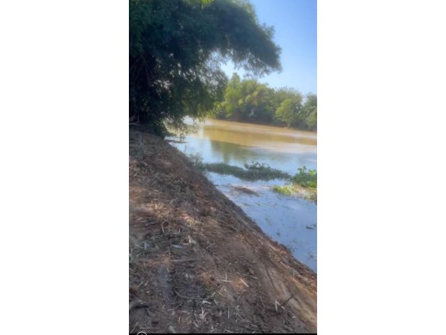 ขายด่วน!!!ที่ดินแปลงสวยราคาถูกติดแม่น้ำติดถนนคอนกรีต อ.เดิมบางเนื้อที่2-0-28ไร่วิวสวยอากาศดีเหมาะปลูกบ้านพักหรือทำธุรกิจ