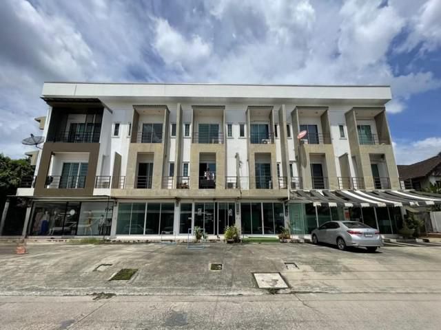 ให้เช่า ทาวน์โฮม 3ชั้น รีโนเวทใหม่ หมู่บ้านสัมมากร ซอยรามคำแหง110