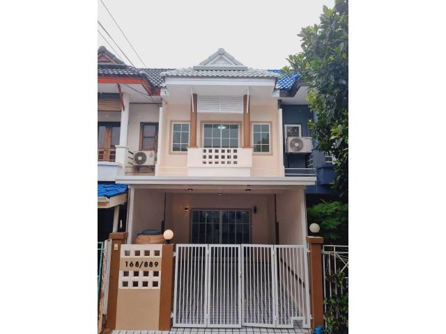 หมู่บ้านดิเอมเมอรัลด์พาร์ค2