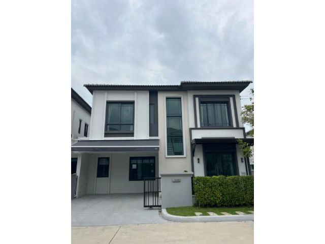 ขายหรือให้เช่าบ้านใหม่ย่านบางนา โครงการหรู แกรนด์ พลีโน่ สุขุมวิท-บางนา กม.7 สมุทรปราการ