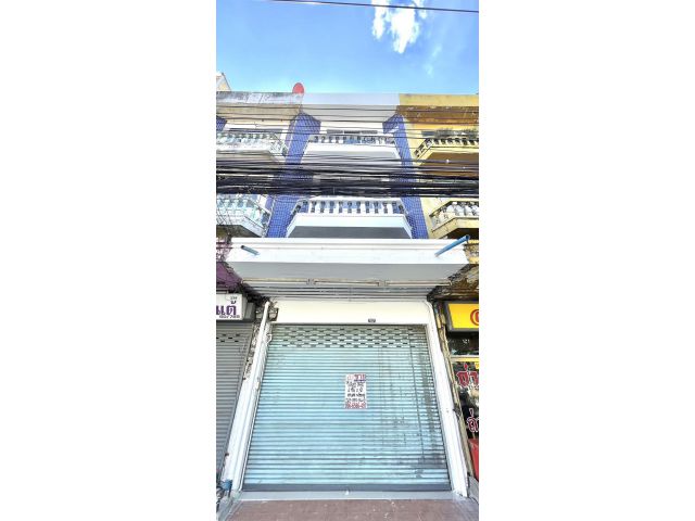 ขายอาคารพาณิชย์ 4 ชั้น (มีดาดฟ้า) ซ.สุขุมวิท 105 (ลาซาล 28)