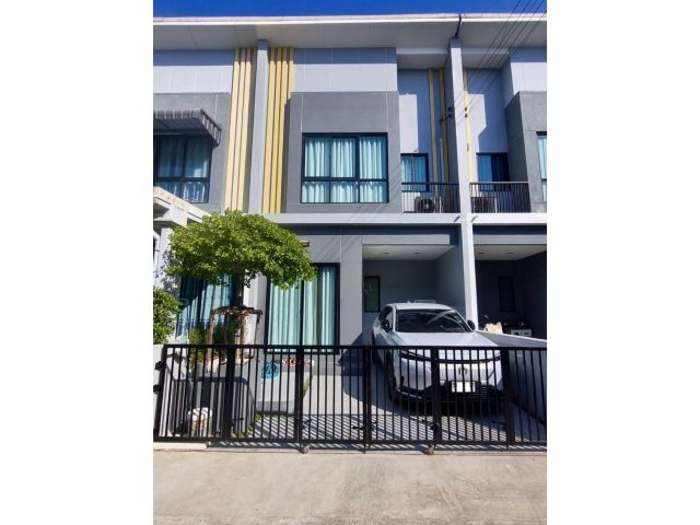 เดอะ ธาม อ่อนนุช-มอเตอร์เวย์