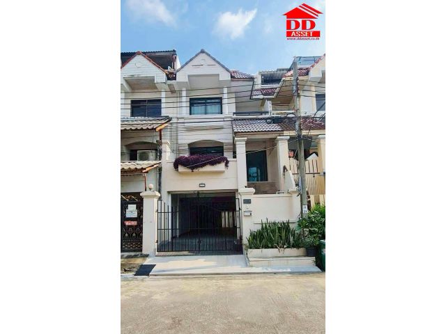 For Rent ทาวน์โฮม โฮมอ็อฟฟิศ 4 ชั้น ศรีนครินทร์42