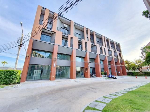 ถูกที่สุดในโลก หรูสไตล์ยุโรป 3.5ชั้น เพชรเกษม77-81 หนองแขม 4นอน