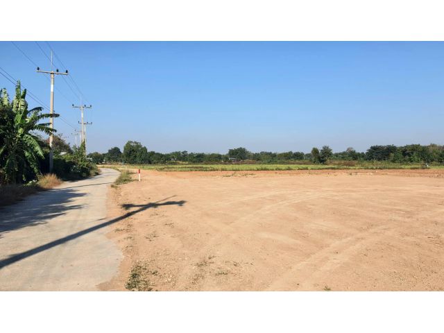 (โฉนด) ที่ดิน 600-800 ตรว.ละ 722 บ. รั้ว (ขุดบ่อ ทำสวนนา) ทางถนนหินคลุก น้ำประปาบาดาล ม.4 (ซอยวัดหนองกะมาน 1 กม.) ต.สระกระโจม อ.ดอนเจดีย์ จ.สุพรรณบุรี