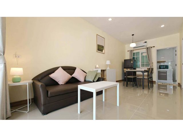 ให้เช่าถูกมาก!! ทาวน์โฮม2ชั้น ม.โกลเด้นทาวน์ เชียงใหม่-กาดรวมโชค เฟอร์ครบ ติดรวมโชคมอลล์ โลตัส ใกล้เซ็นทรัล