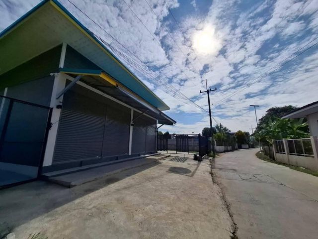 บ้านหลังใหญ่ 100 ตารางวา ฝั่งตรงข้ามโรงเรียนมัธยสระบุรี