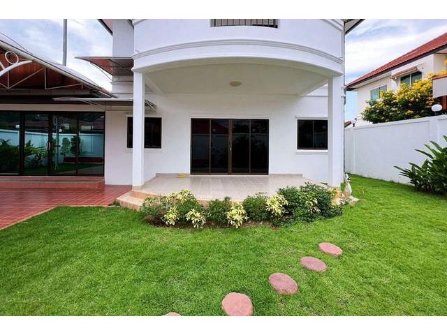 ขายบ้านเดี่ยว 2 ชั้น หมู่บ้าน Royal View Village