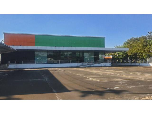 เช่าและขายโกดังห้องเย็น ติดถนนสายหลัก เชียงใหม่–หางดง