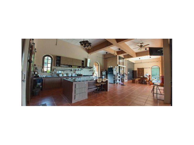 ขายบ้านพูลวิลล่า 7 ไร่ เขาใหญ่ ถนนโยธาธิการ-นครราชสีมา2049 ต.ขนงพระ อ.ปากช่อง จ.นครราชสีมา