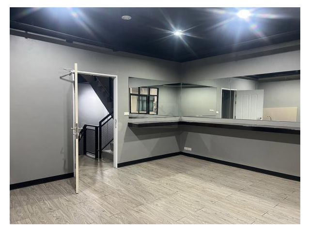 P1819 ขาย โฮมออฟฟิศ โครงการ Chic District ซอยรามคำแหง 53