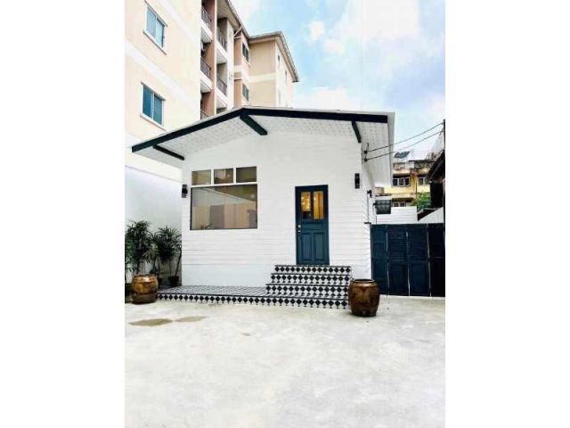 BH32 ให้เช่าบ้านสร้างใหม่ย่านสาทร 17 เหมาะทำคาเฟ่ บาร์ลับ หรือโฮมออฟฟิศกลางเมือง