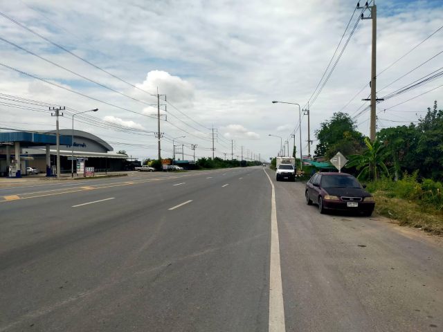 ขายที่ดินพื้นที่สีม่วง115-ไร่ไร่ละ3ล้าน หน้าติดทางหลวง346พลดำริห์.หลังติเคลองบางเลน อ.บางเลน จ.นครปฐม.เหมาะทำโรงงงาน/บ้านจัดสรร