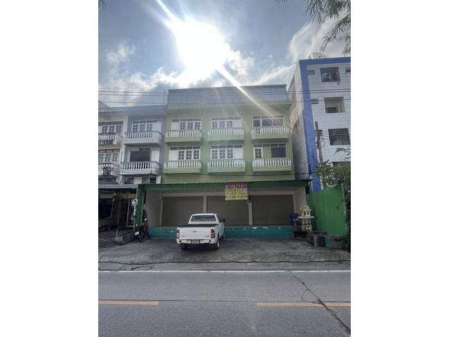 อาคารพาณิชย์ 3 คูหา 54 ตารางวา ตีทะลุถึงกัน พระราม 2 ซอย 50