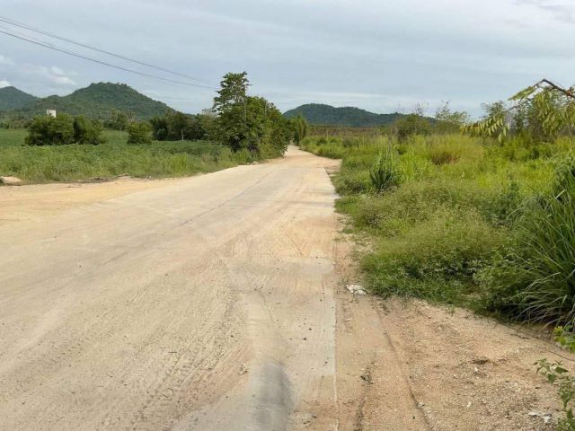 L1333 ขายที่ดินผังสีม่วงลาย 10 ไร่ บ้านบึง ชลบุรี