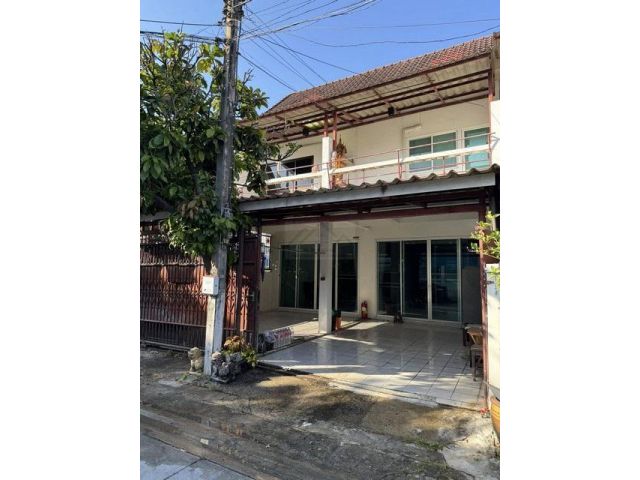 ให้เช่าทาวเฮ้าส์ 2 ชั้น 2 หลังทะลุกัน ซอยรามอินทรา34