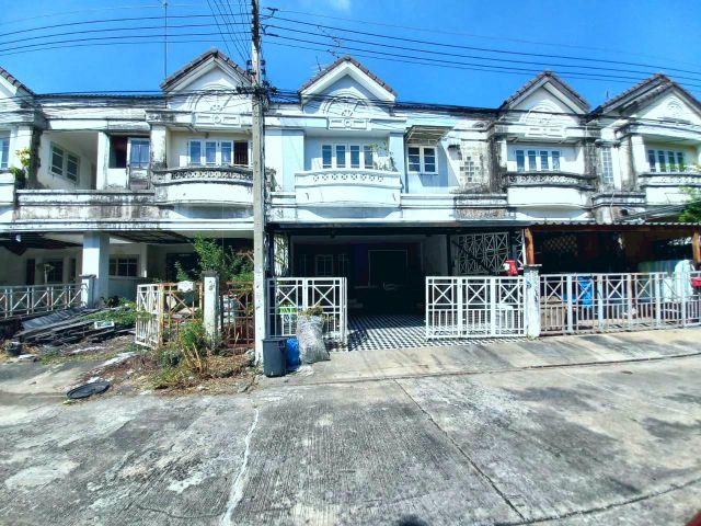 ทาวน์เฮ้าส์ ม.นันทนาการ์เด้น พาร์ค-เพลส 27 ตร.ว. ถ.345 บางคูวัด เมืองปทุมฯ บ้านหน้ากว้าง 6 เมตร พื้นเล่นระดับ