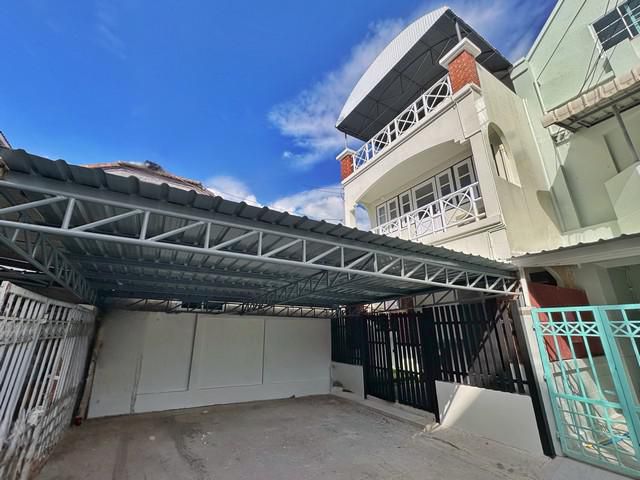 ขายทาวน์เฮ้าส์ ทาวน์โฮม ประชาชื่น 27