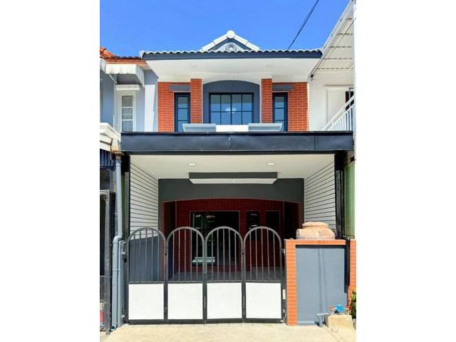 ขายทาวน์เฮ้าส์ เค.ซี. รามอินทรา 8