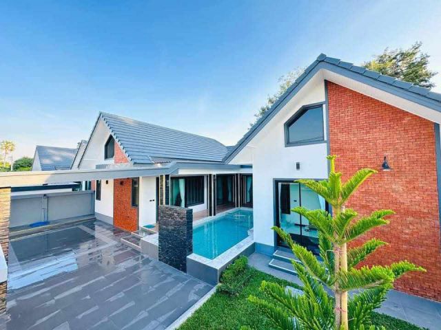 H1002 ขายบ้านพูลวิลล่าหรู 3 ห้องนอน 4 ห้องน้ำ พิกัดโป่ง