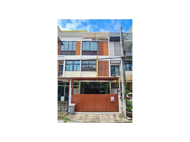 ขาย ทาวน์เฮ้าส์ 3ชั้น ย่านวัชรพล มบ.ซิกเนเจอร์ ถ.วัชรพล ห้าแยกวัชรพล ถนอมมิตร สุขาภิบาล5 พร้อมอยู่