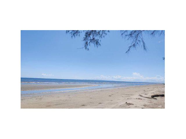 ขายที่ดิน 70 ไร่ ติดทะเลหาดไพริน ต.ไม้รูด อ.คลองใหญ่ จ.ตราด