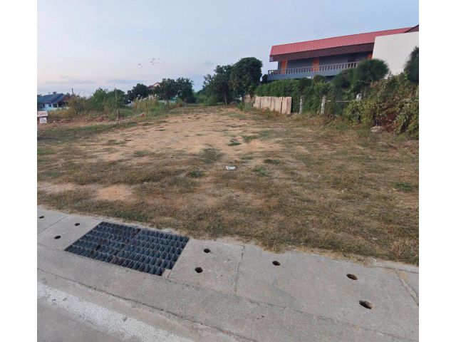 ขายที่ดินพัทยา ห้วยใหญ่ 121 ตรว.ถมแล้วเทศบาล1ซอย12 ใกล้หาดบ้านอำเภอ7กม. อ.บางละมุง ชลบุรี